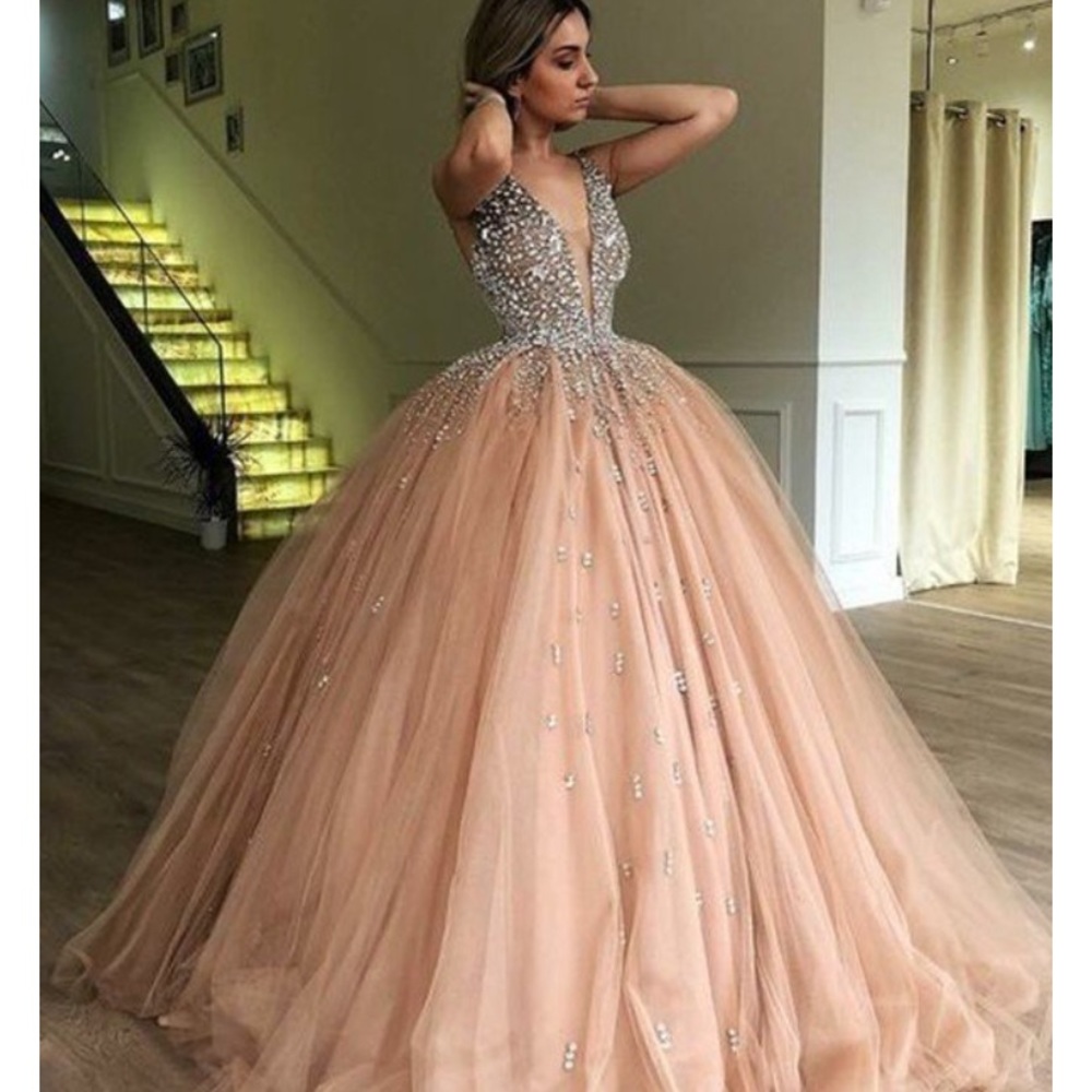 NWOT Blush formal dress